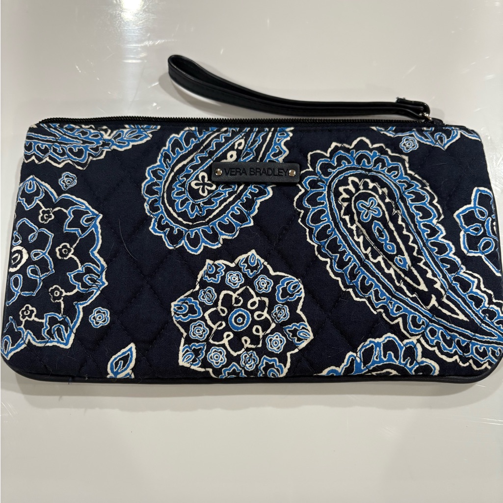 Limited Edition Vera Bradley Birthday Celebration Slim Zip Wristlet Blue Bandana